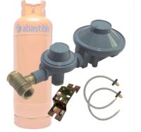 Accesorios caldera gas Regulador Gas Cilindro 45 Kg Doble Con Flexibles Y Soporte
